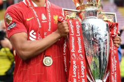 华体会体育-利物浦连胜登顶英超，夺冠前景可期