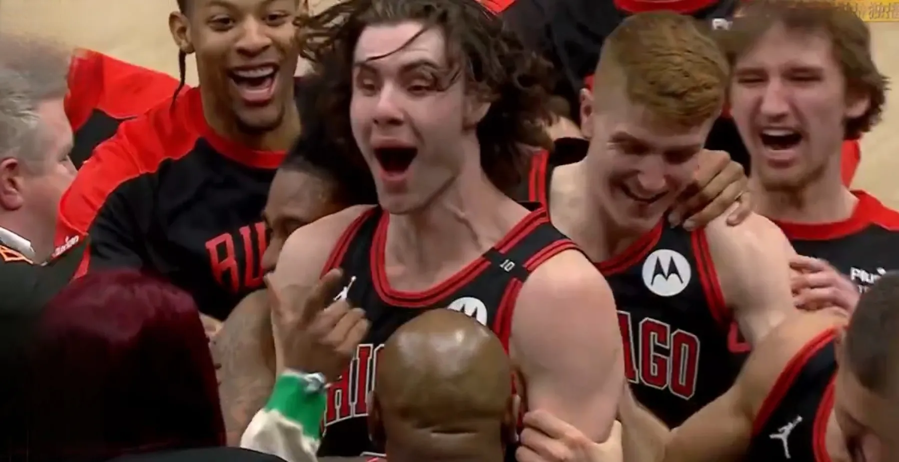 德国男篮血洗公牛，福克斯关键制胜