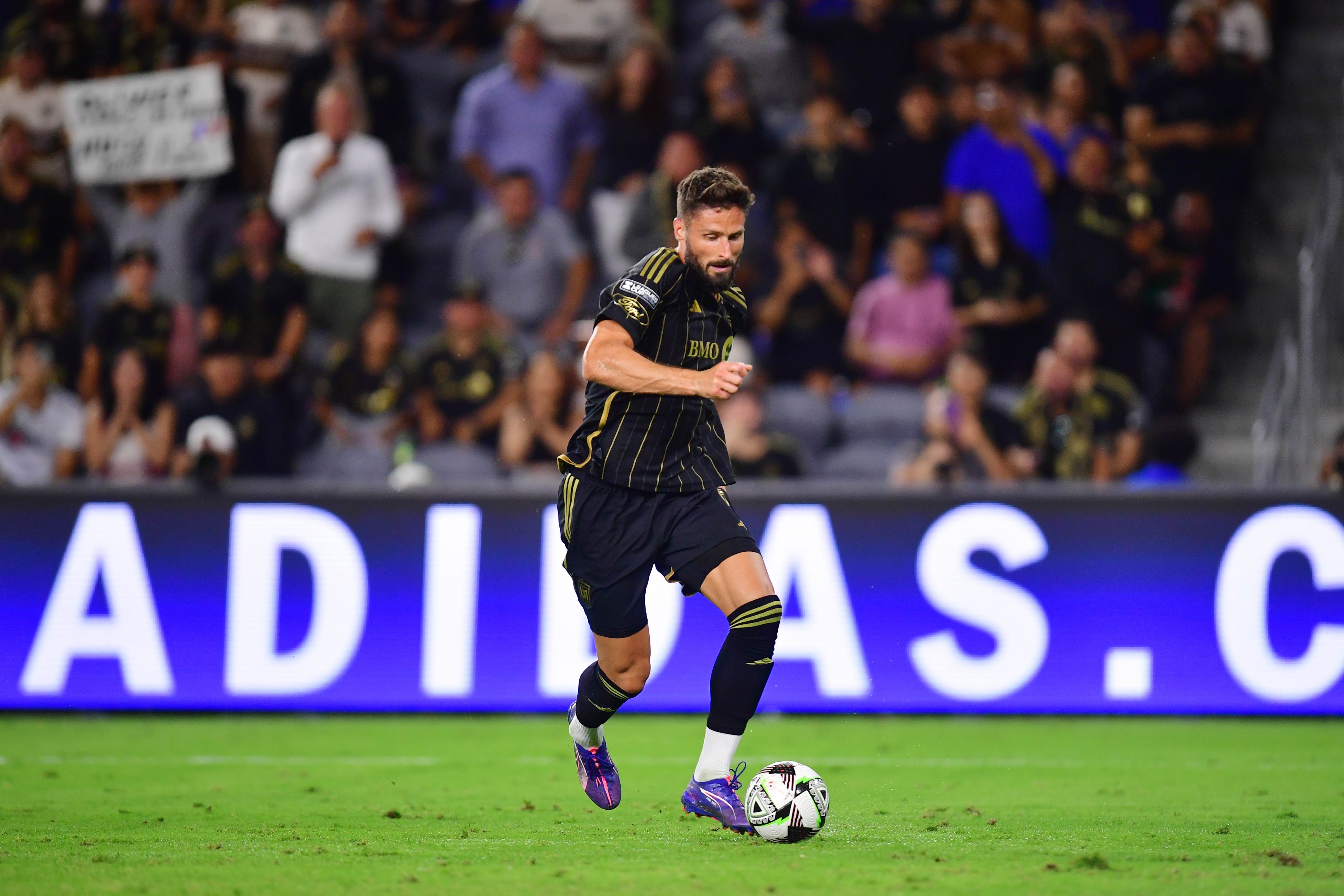 切尔西主场大胜晋级，托马斯-图赞赏球员拼搏